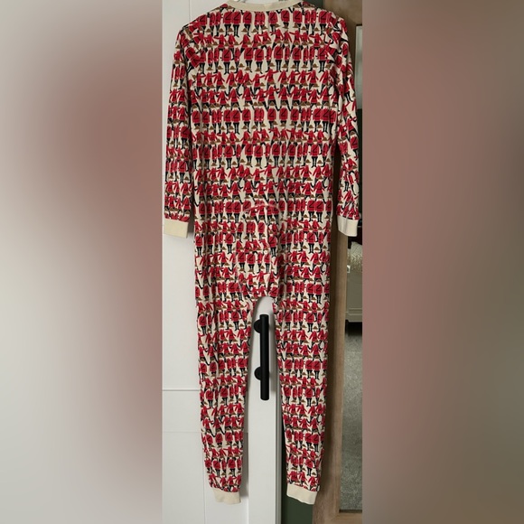 The cutest Adult Canadian Mounty / RCMP Onesie - Picture 2 of 5